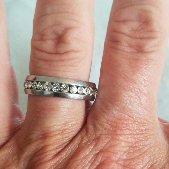 Eternity band. Stainless steel - Picture 1 of 3